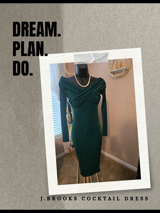 J. Brooks Dresses & Skirts - J. Brooks Emerald Off-Shoulder Long Sleeve Midi Dress